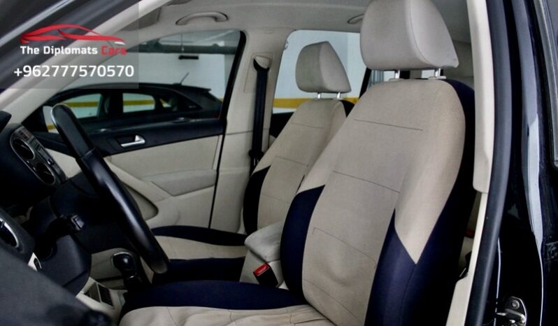 
								Volkswagen Tiguan 2011 full									