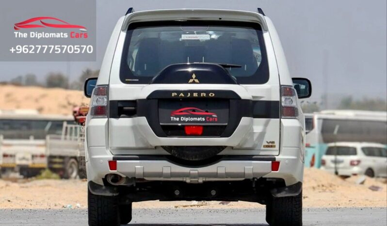 Mitsubishi Pajero 2022