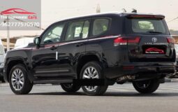 Toyota Land Cruiser GXR 2025