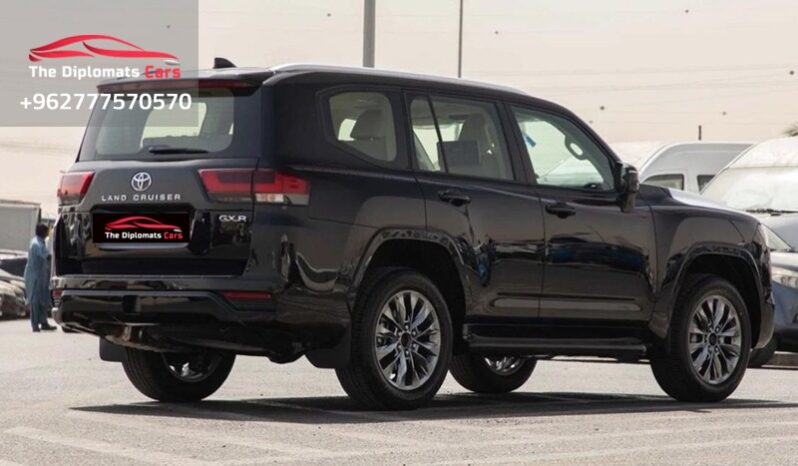 
								Toyota Land Cruiser GXR 2025 full									