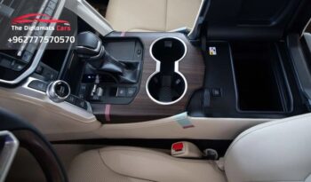 
									Toyota Land Cruiser GXR 2025 full								
