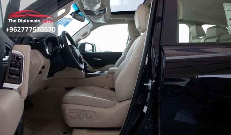 
								Toyota Land Cruiser GXR 2025 full									
