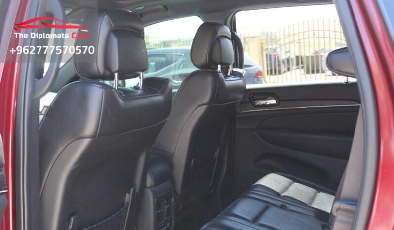 
								Jeep Grand Cherokee Overland. full									