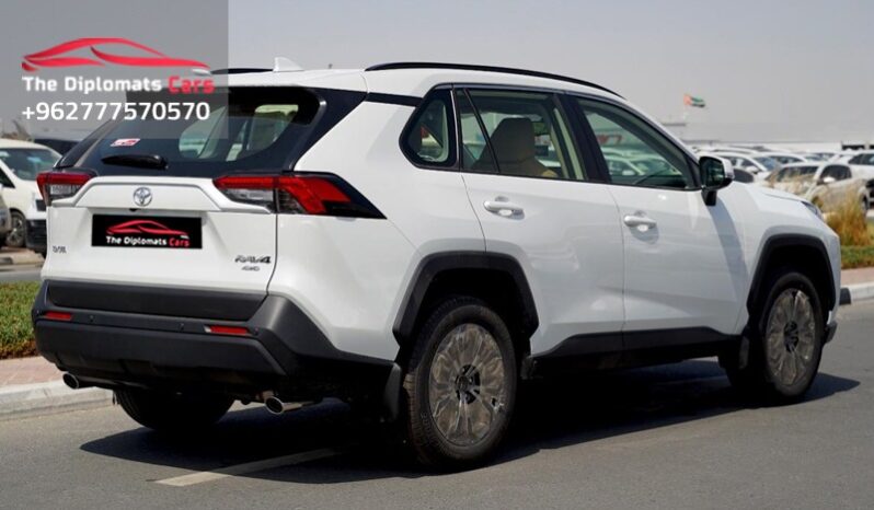 
								Toyota RAV 4 XLE 2025 full									