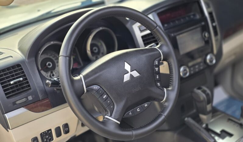 
								Mitsubishi Pajero 2018 full									
