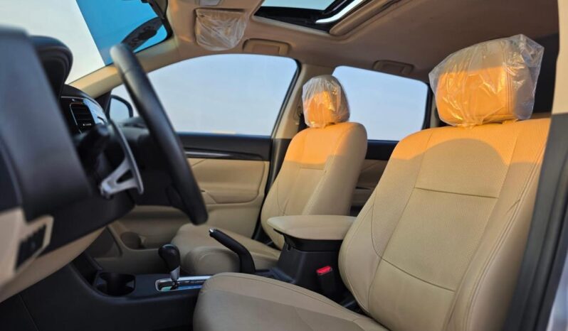 Mitsubishi Outlander 2016 full