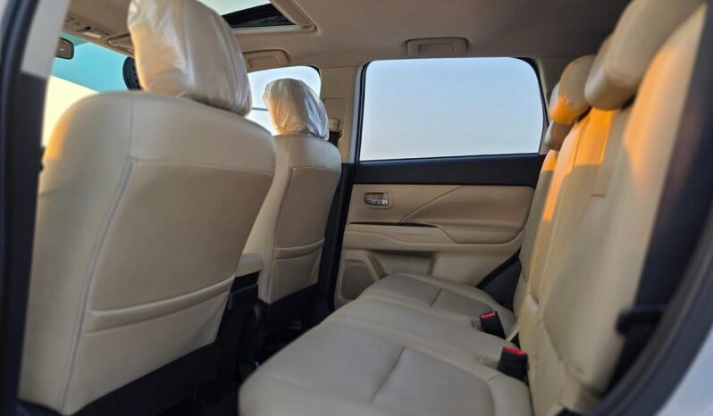 Mitsubishi Outlander 2016 full