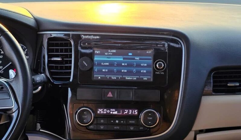 Mitsubishi Outlander 2016 full