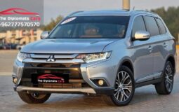 Mitsubishi Outlander 2016