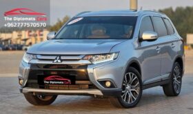 Mitsubishi Outlander 2016