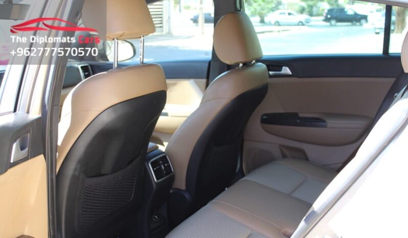 
								Kia Sportage 2016 full									