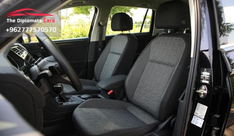 
								Volkswagen Tiguan 2021 full									