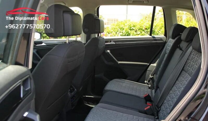 
								Volkswagen Tiguan 2021 full									