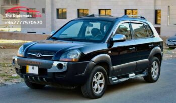 
									Hyundai Tucson 2009 full								
