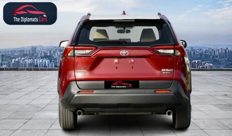 
								Toyota RAV 4 LE 2025 full									