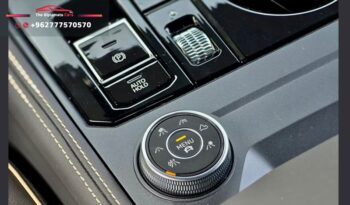 
									Volkswagen Touareg Comfortline 2024 full								