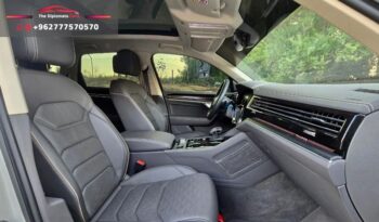 
									Volkswagen Touareg Comfortline 2024 full								