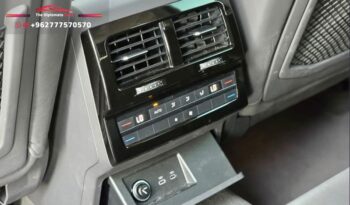 
									Volkswagen Touareg Comfortline 2024 full								