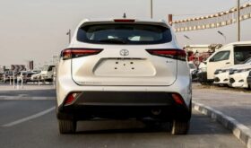 Toyota Highlander LE 2023