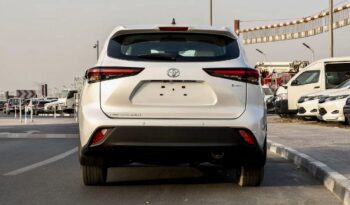 
									Toyota Highlander LE 2023 full								