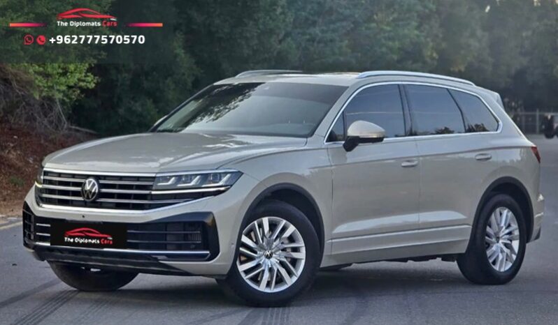 
								Volkswagen Touareg Comfortline 2024 full									