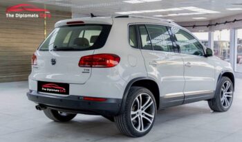 
									Volkswagen Tiguan 2016 full								