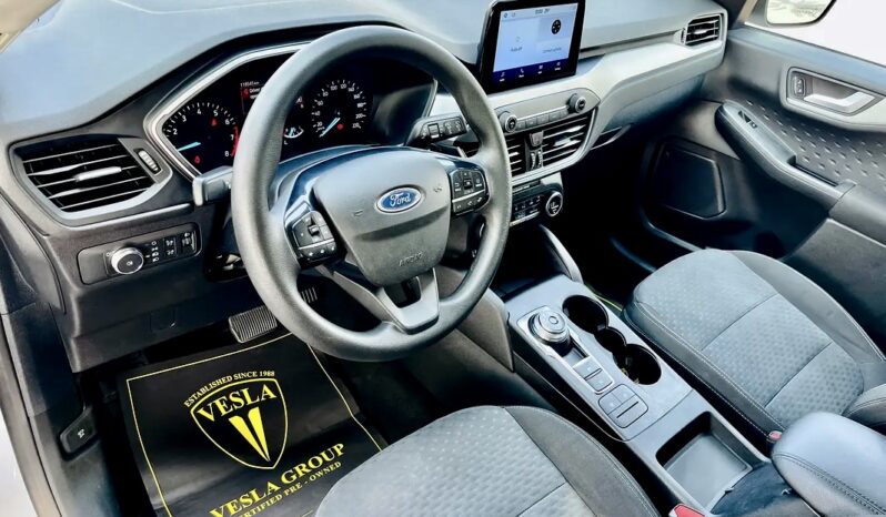 
								Ford Escape 2022 full									