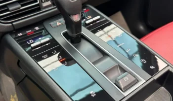 
									Porsche Macan 2022 full								