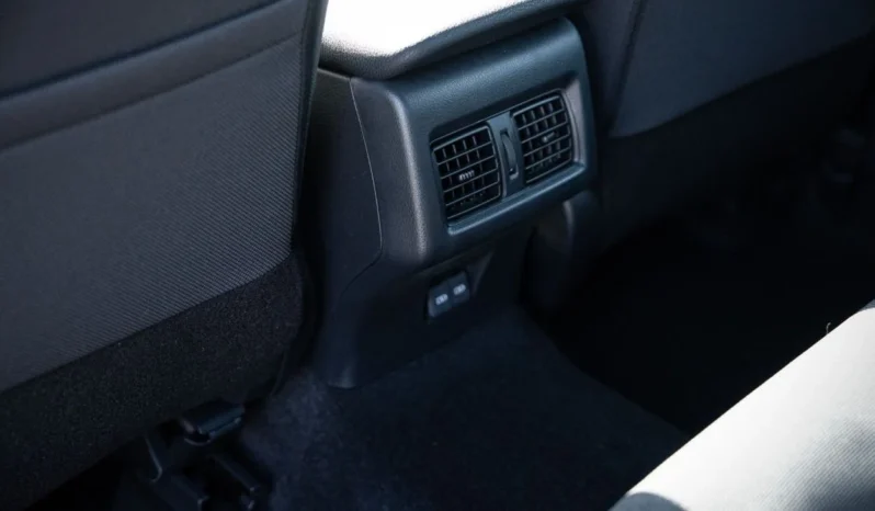 
								Toyota Camry Le 2026 full									