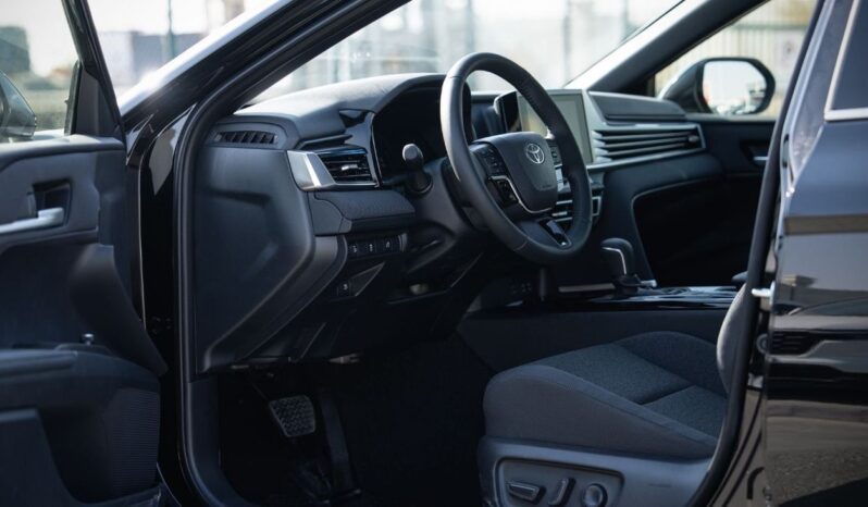 
								Toyota Camry Le 2026 full									