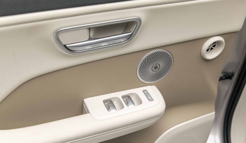 
								Toyota BZ3X Max 2025 full									