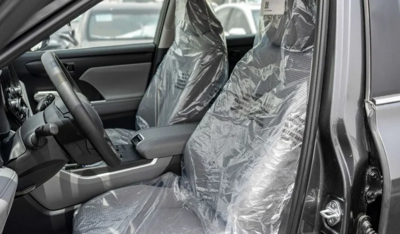 
								Toyota Grand Highlander LE 2025 full									