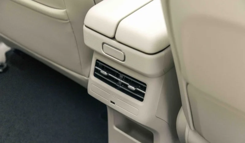 
								Toyota BZ3X Max 2025 full									