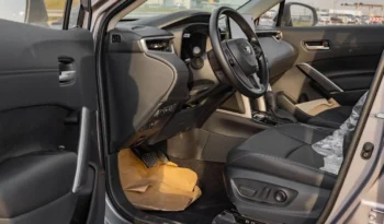 
									Toyota Corolla Cross 2025 full								