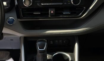 
									Toyota Grand Highlander LE 2022 full								