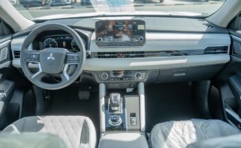 Mitsubishi Outlander 2025