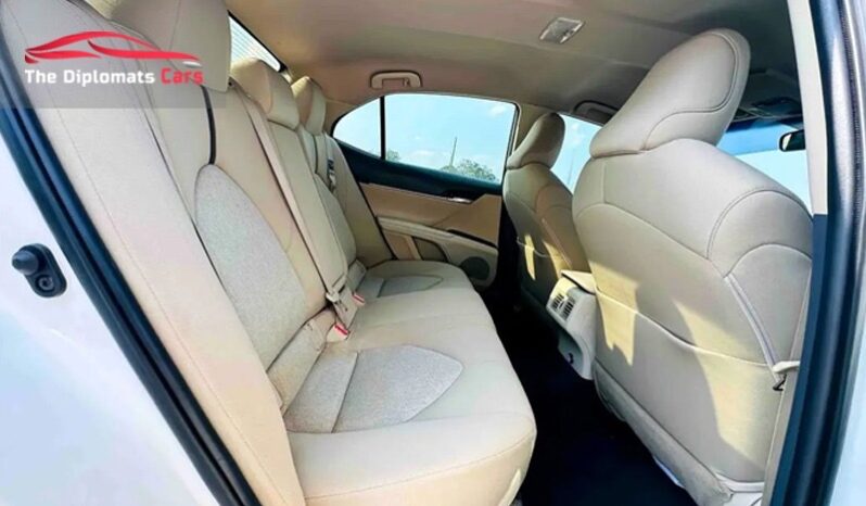 
								Toyota Camry Le 2023 full									