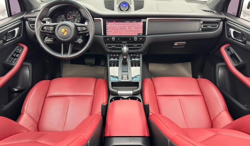 
								Porsche Macan 2022 full									